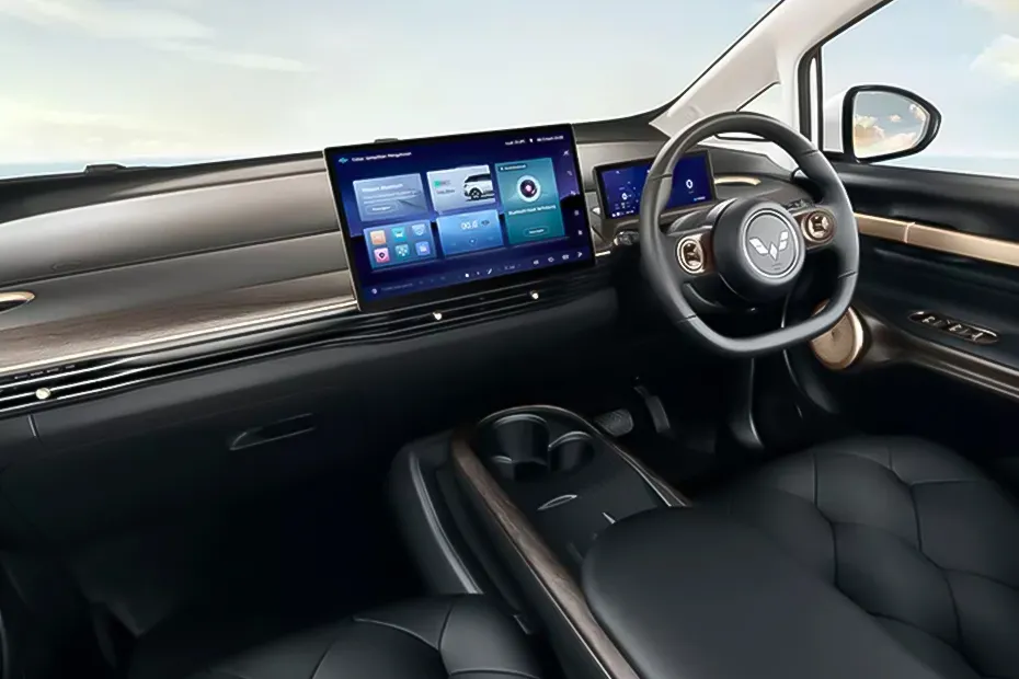 Interior Wuling Cloud EV